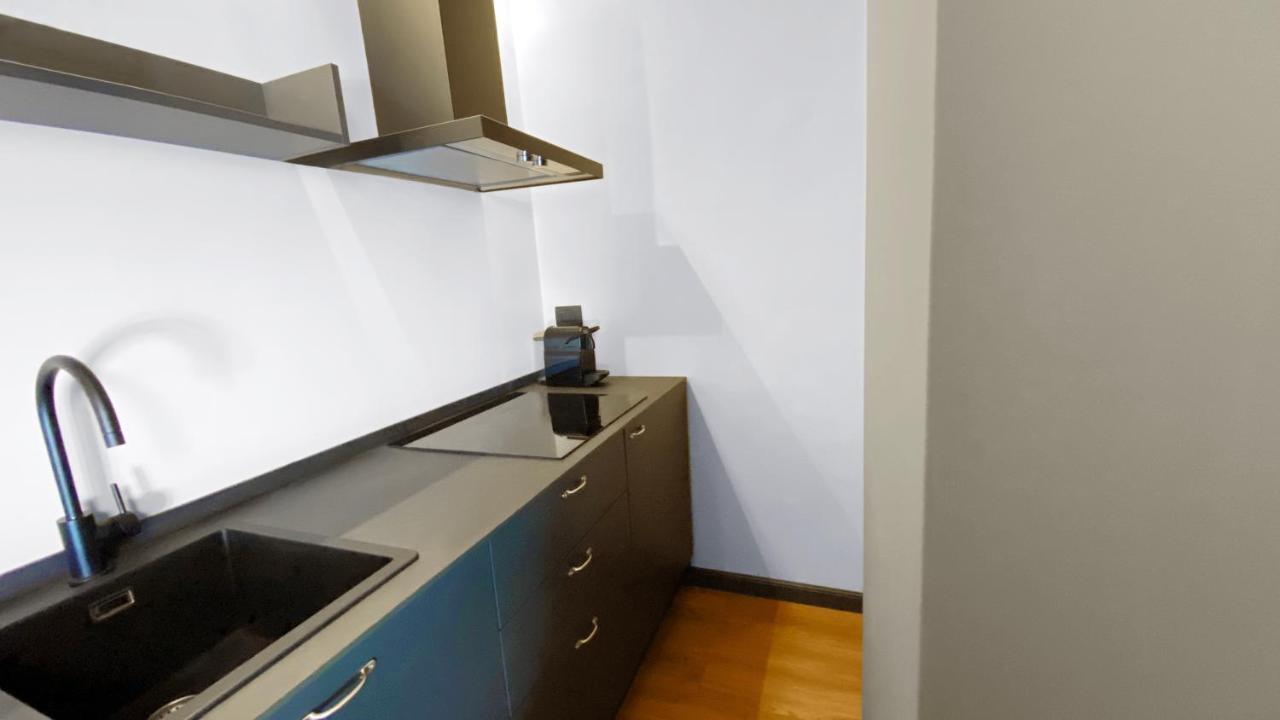 Bnb Capital Milano Central Station - Red Экстерьер фото